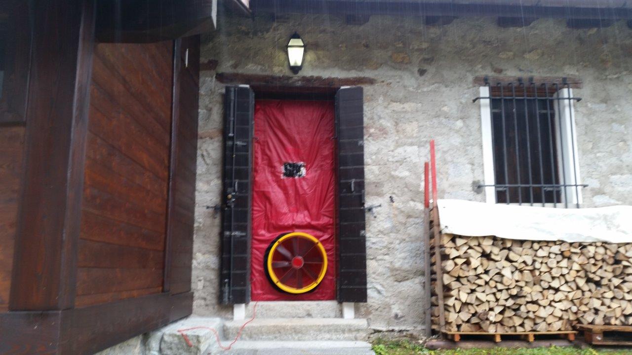 Blower door test tesino 2